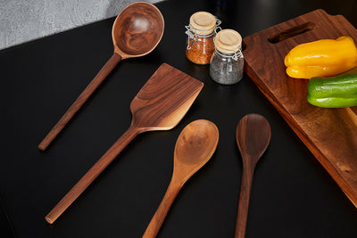 VENTAJAS DE USAR UTENSILIOS DE MADERA EN LA COCINA.